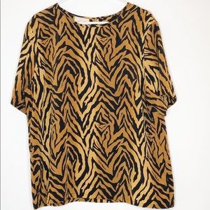 Vintage tiger print blouse 18W EUC 🐅👑 tiger king